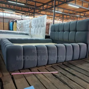 Simple Dressed Bed of 5x6 Feet