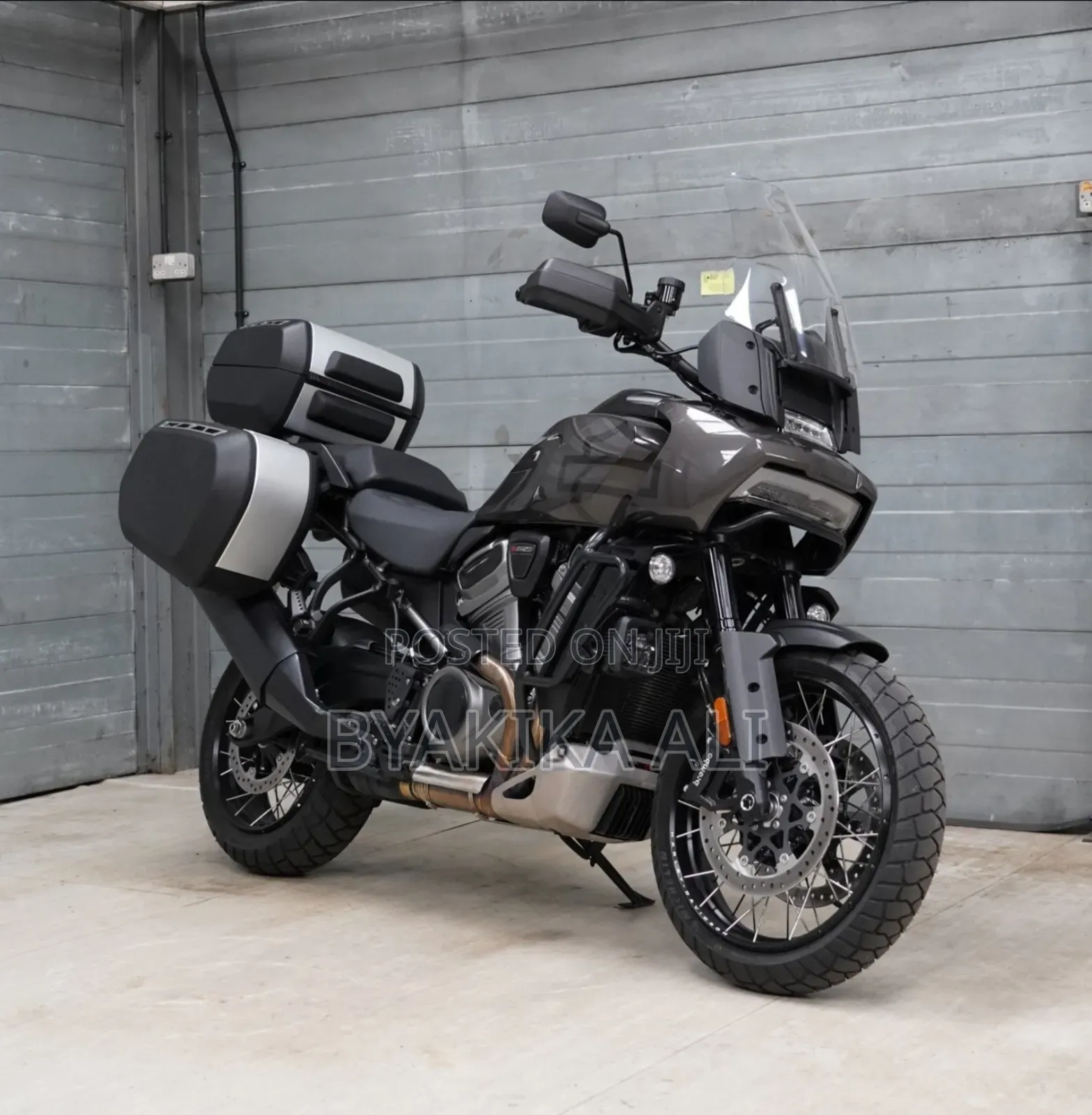 New Harley-Davidson Touring 2025 Blue