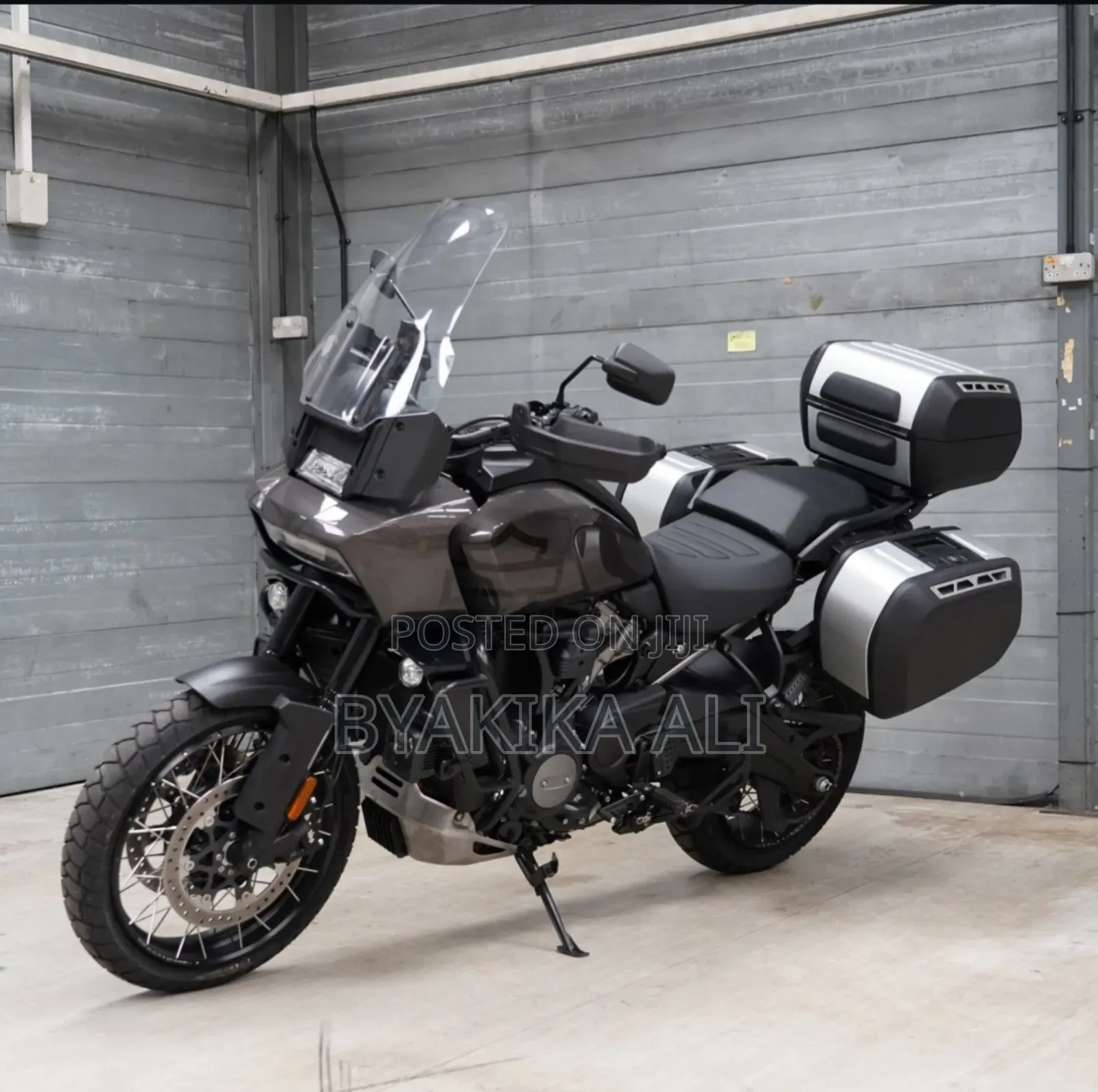 New Harley-Davidson Touring 2025 Blue