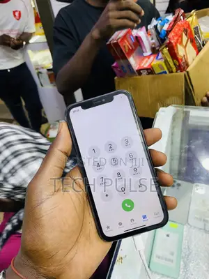 Apple iPhone 11 64 GB Black