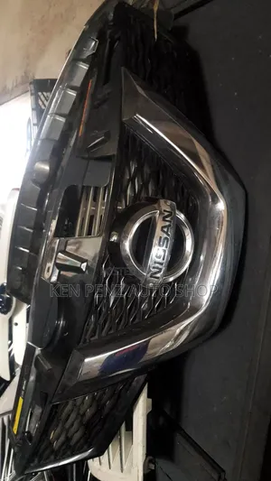 Nissan Murano 2009 Grill