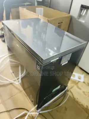 261l Chiq Brandnew Deep Freezer