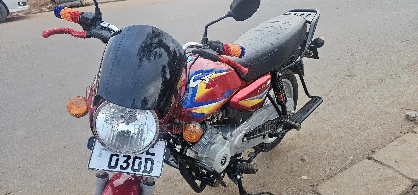Bajaj Boxer 125 2025 Red