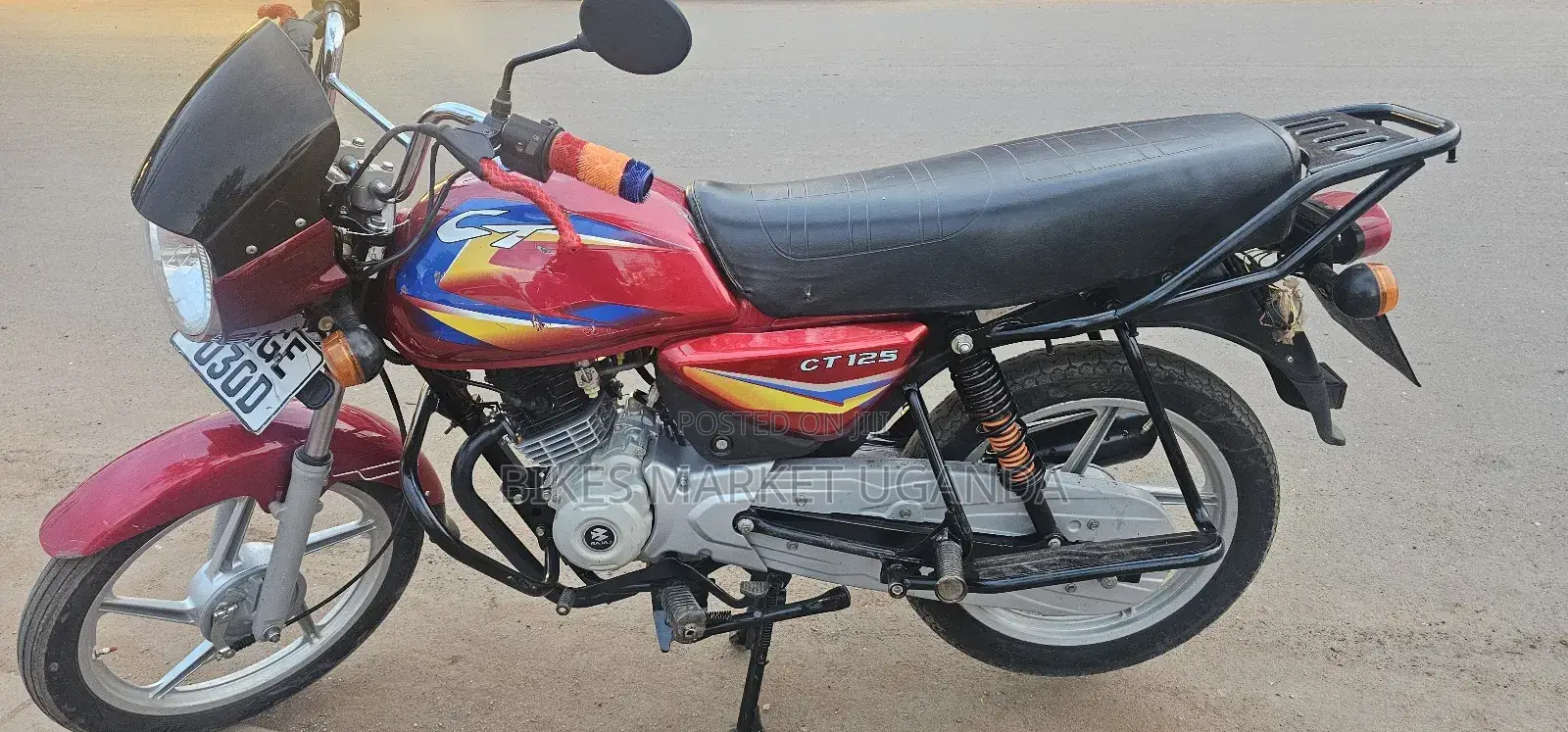 Bajaj Boxer 125 2025 Red
