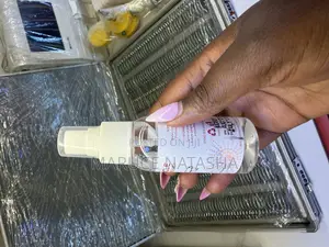 Spectacle Lens Cleaner