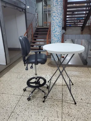 White Bar Table and Chairs Plastic Table