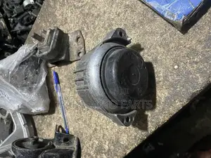 BMW Engine Mount