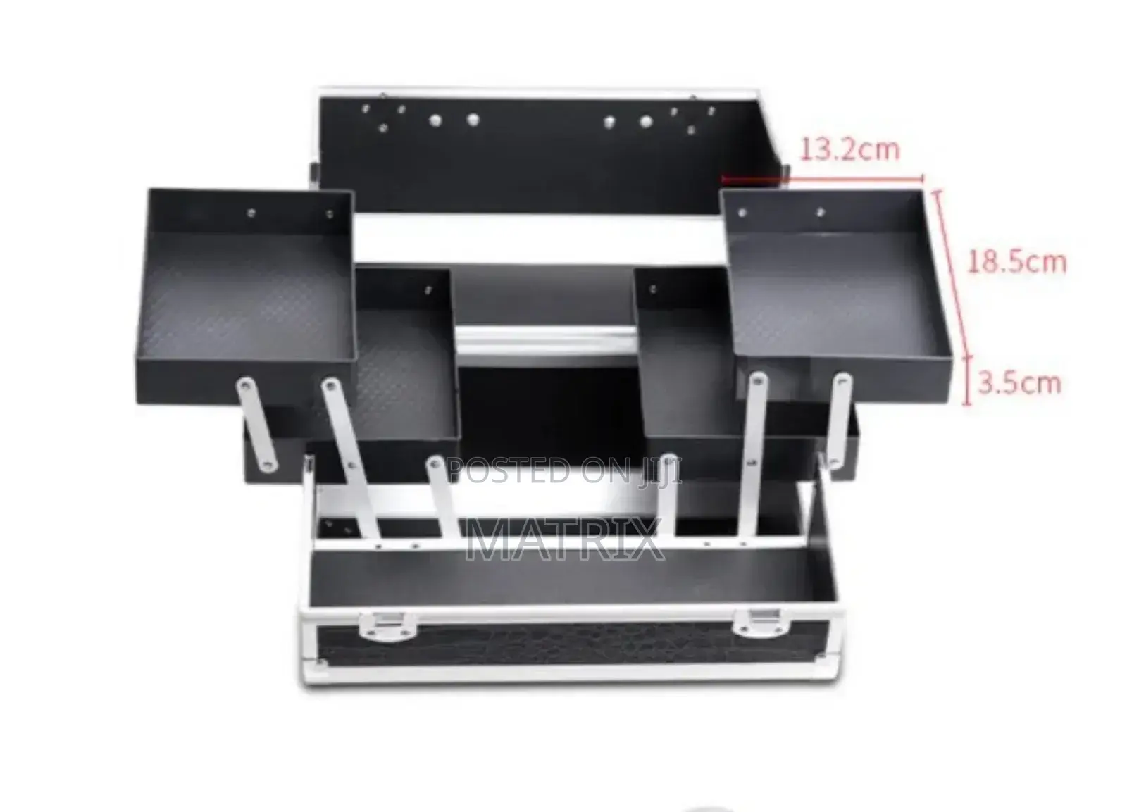 Elegant Make Up Kit With Open Make Up Racks Color Vary