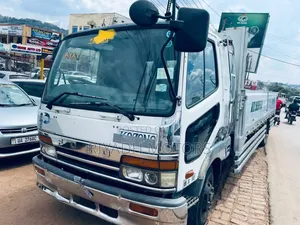 Mitsubishi Fuso 1997 White