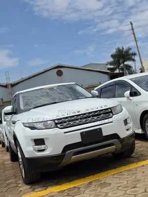 Land Rover Range Rover Evoque Pure 4dr SUV AWD (2.0L 4cyl Turbo 9A) White