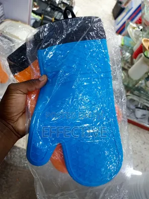 Silicone Oven Mitt