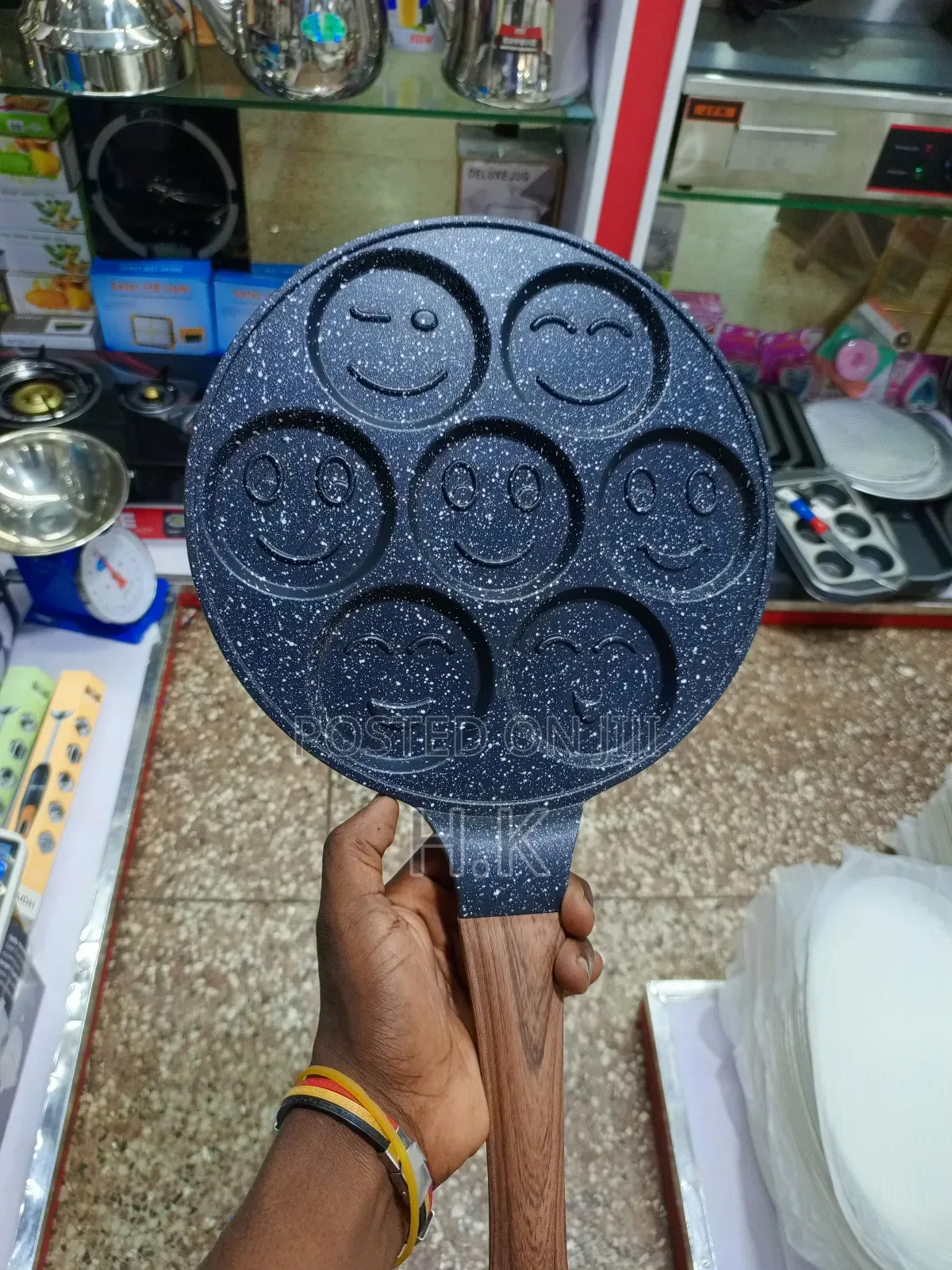 Smiling Face Non-Stick Pancake Pan