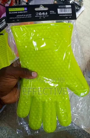 Royalford Silicone Oven Mitt