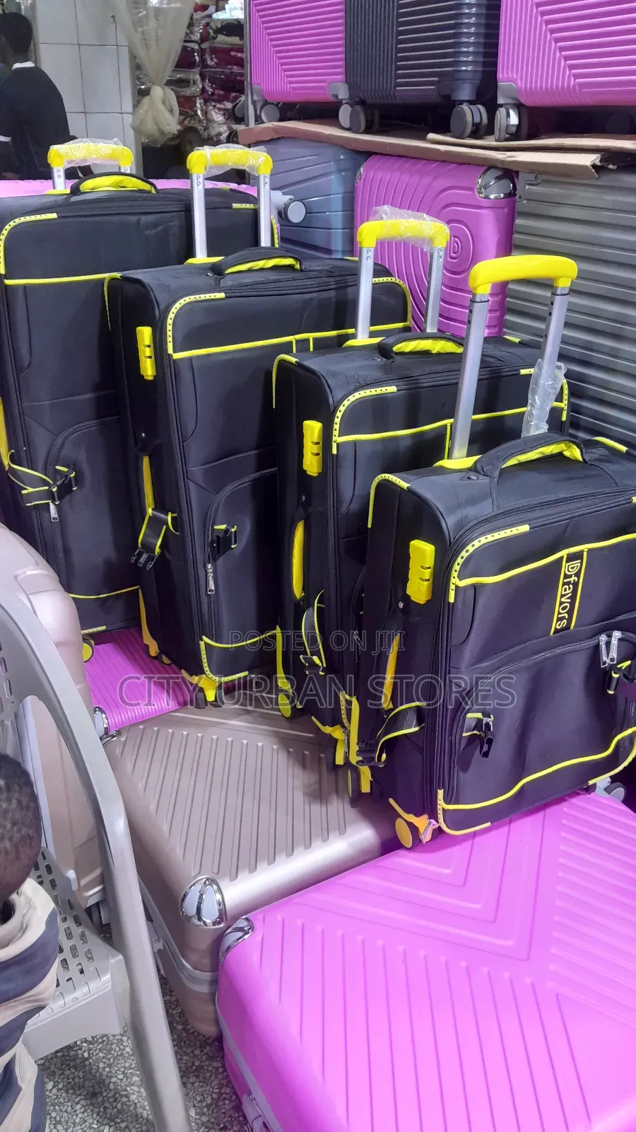 Medium Size 4wheels Suitcase