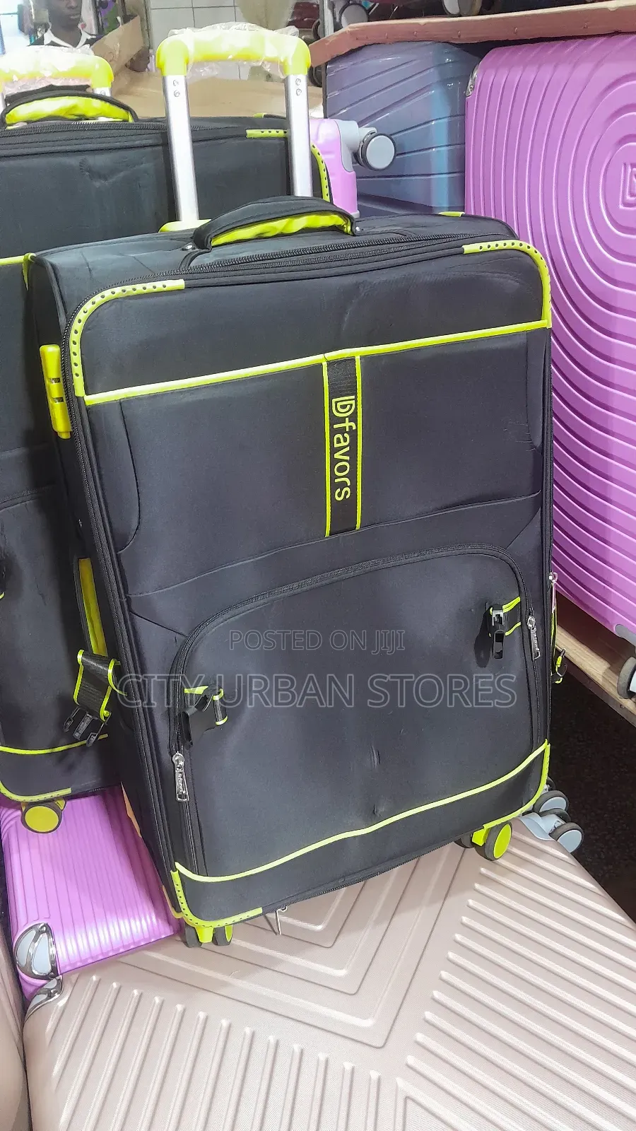 Medium Size 4wheels Suitcase