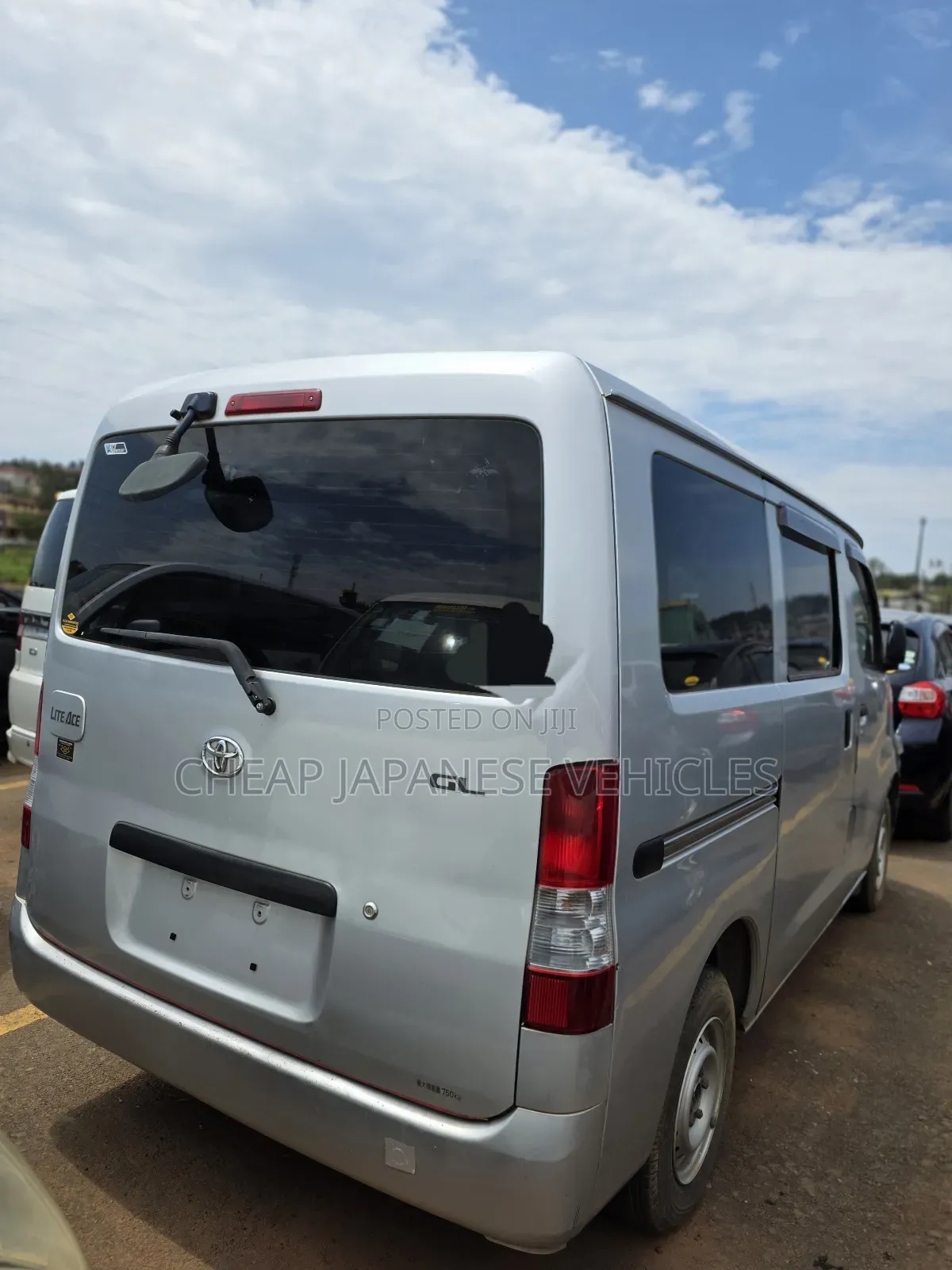 Toyota Lite-Ace 2013 Silver