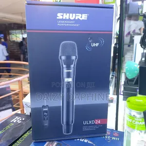 Shure Wireless and Rechargeable Microphone