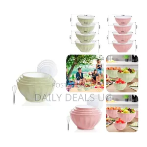 4 Piece Large Plastic Nesting Mixing Bowls With Lids Set
