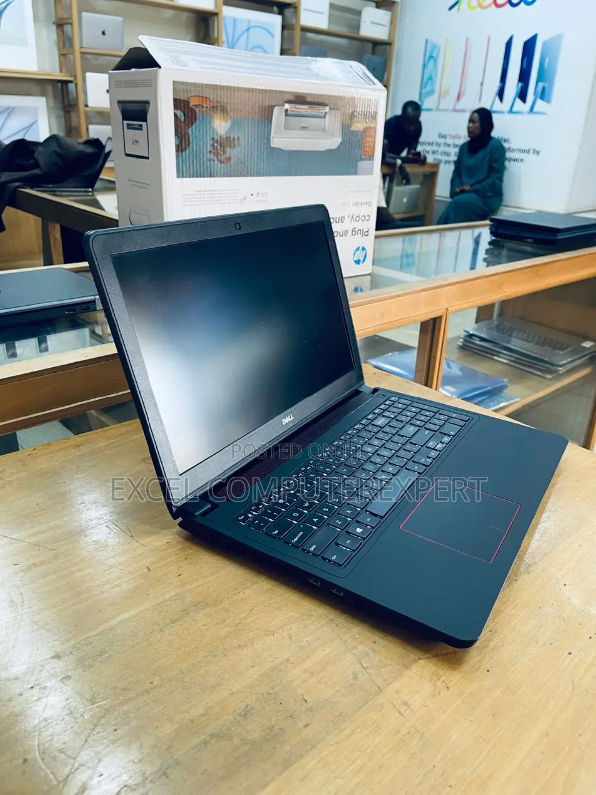New Laptop Dell Inspiron 7566 8GB Intel Core i5 HDD+SSD 512GB