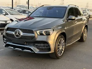 Mercedes-Benz GLE-Class GLE 300d 4MATIC 2024 Silver