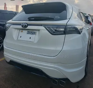 Toyota Harrier 2.0 2014 White