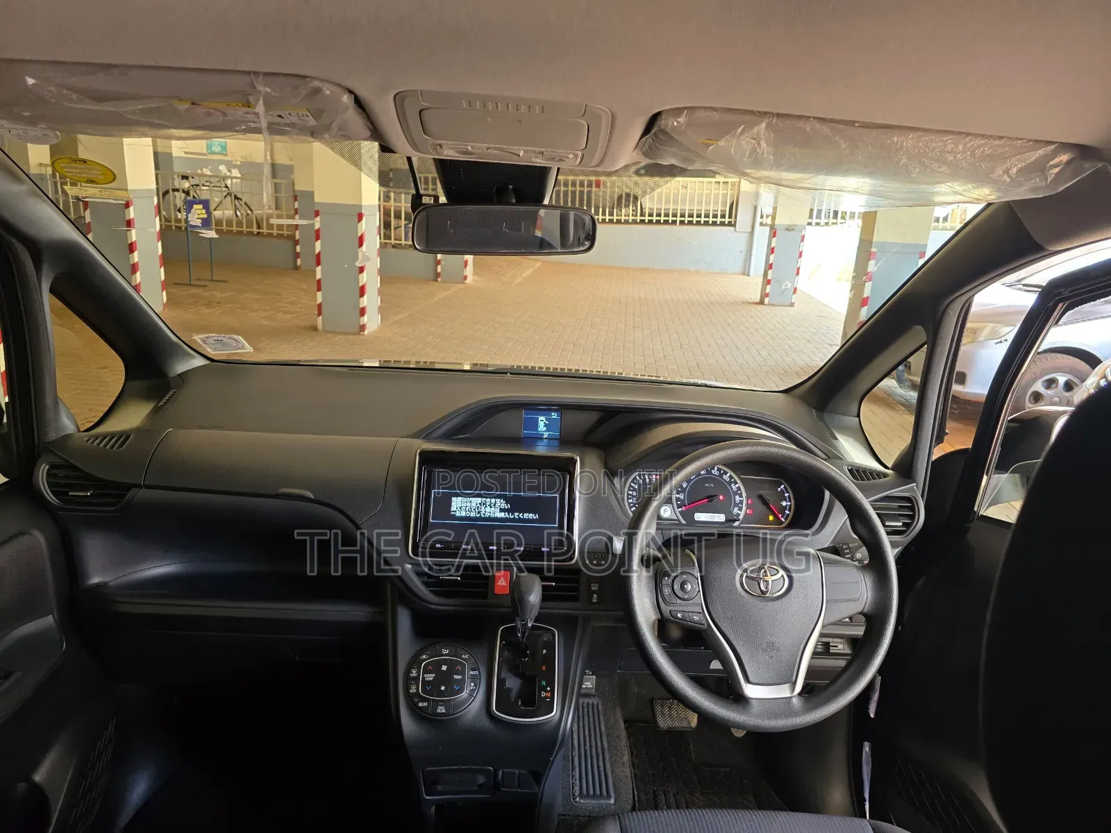 Toyota Noah 2016 Burgundy