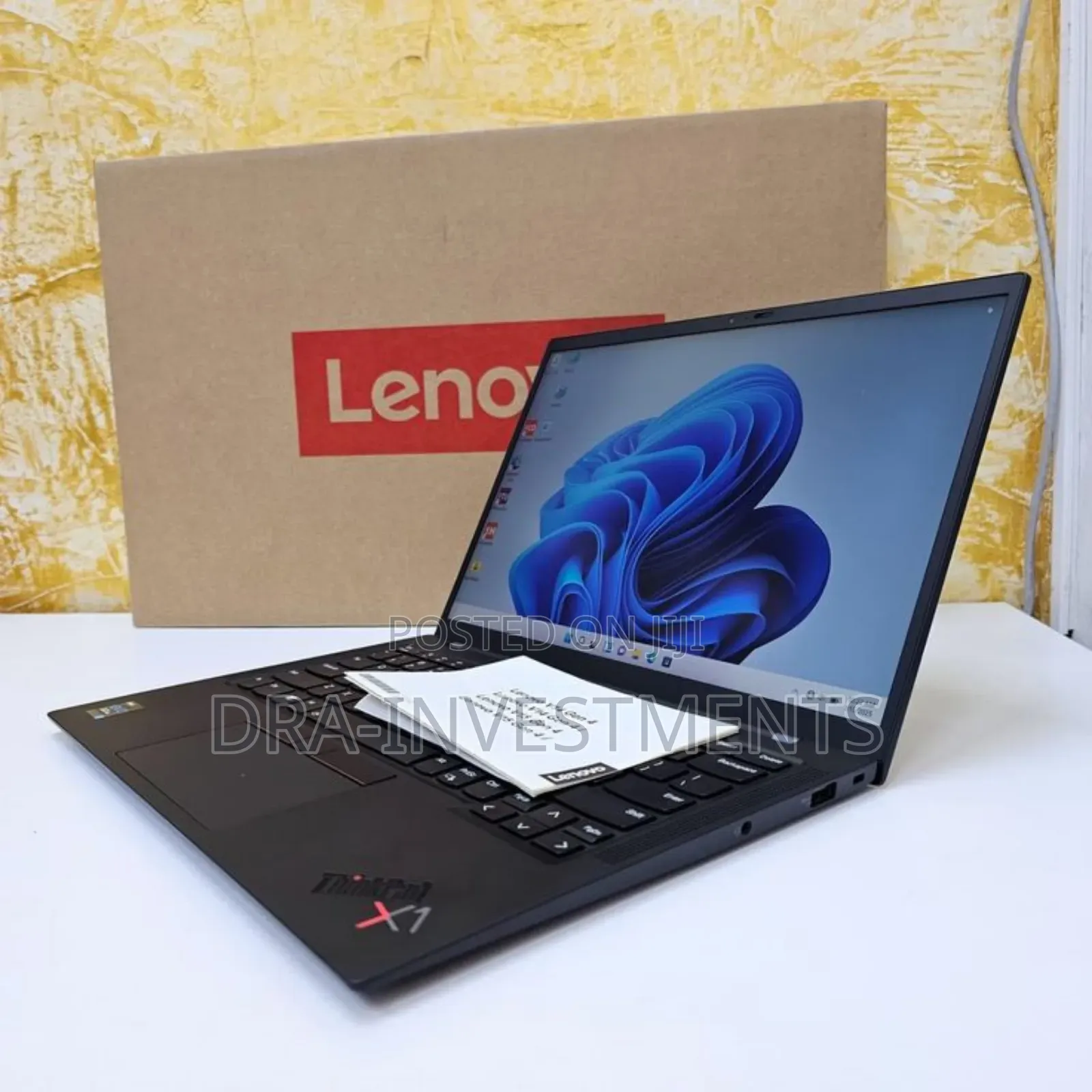 New Laptop Lenovo Thinkpad X1 Yoga 8GB Intel Core I5 SSD 256GB