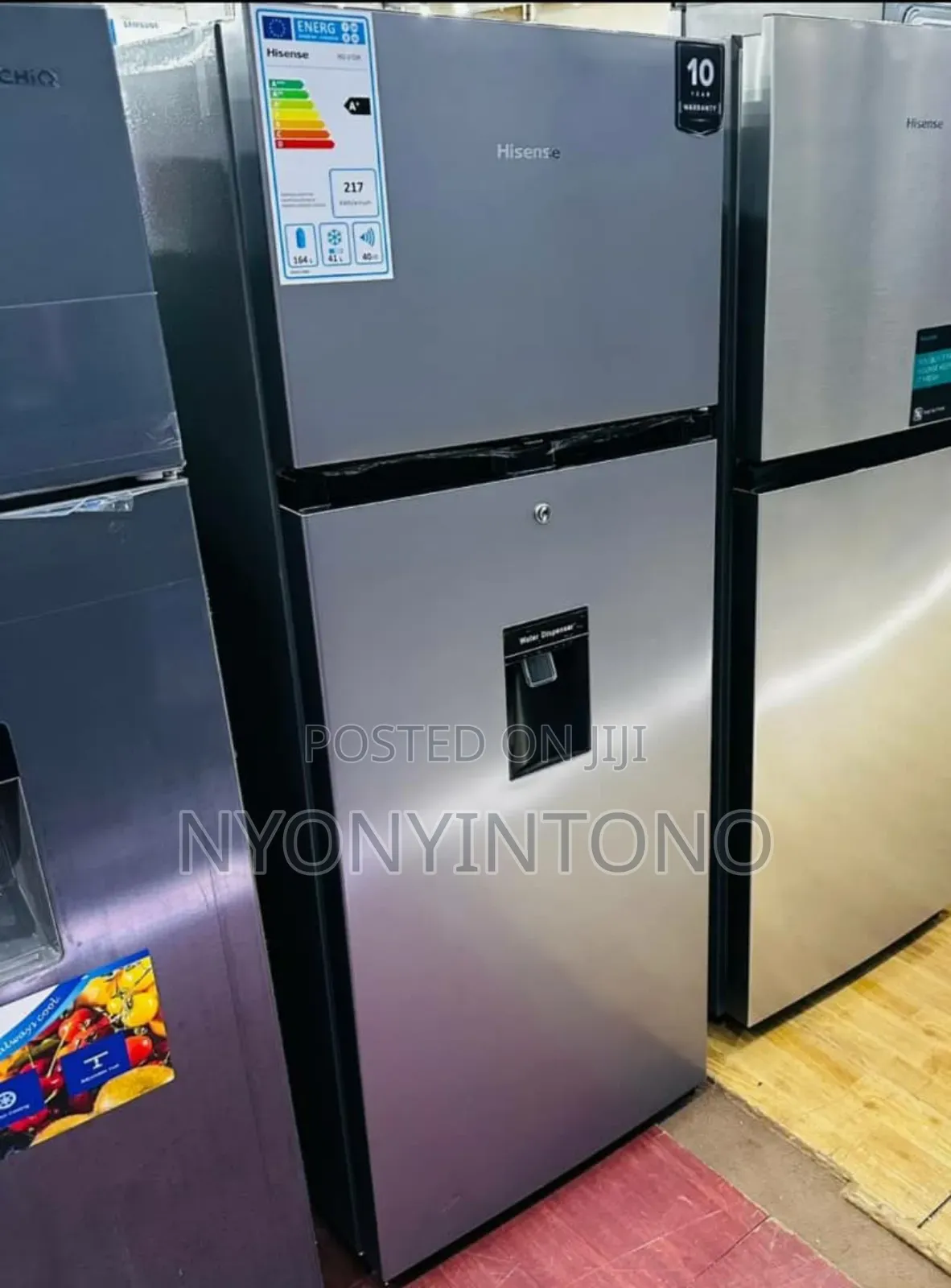 Hisense 270litres Double Door Fridge With Water Dispenser