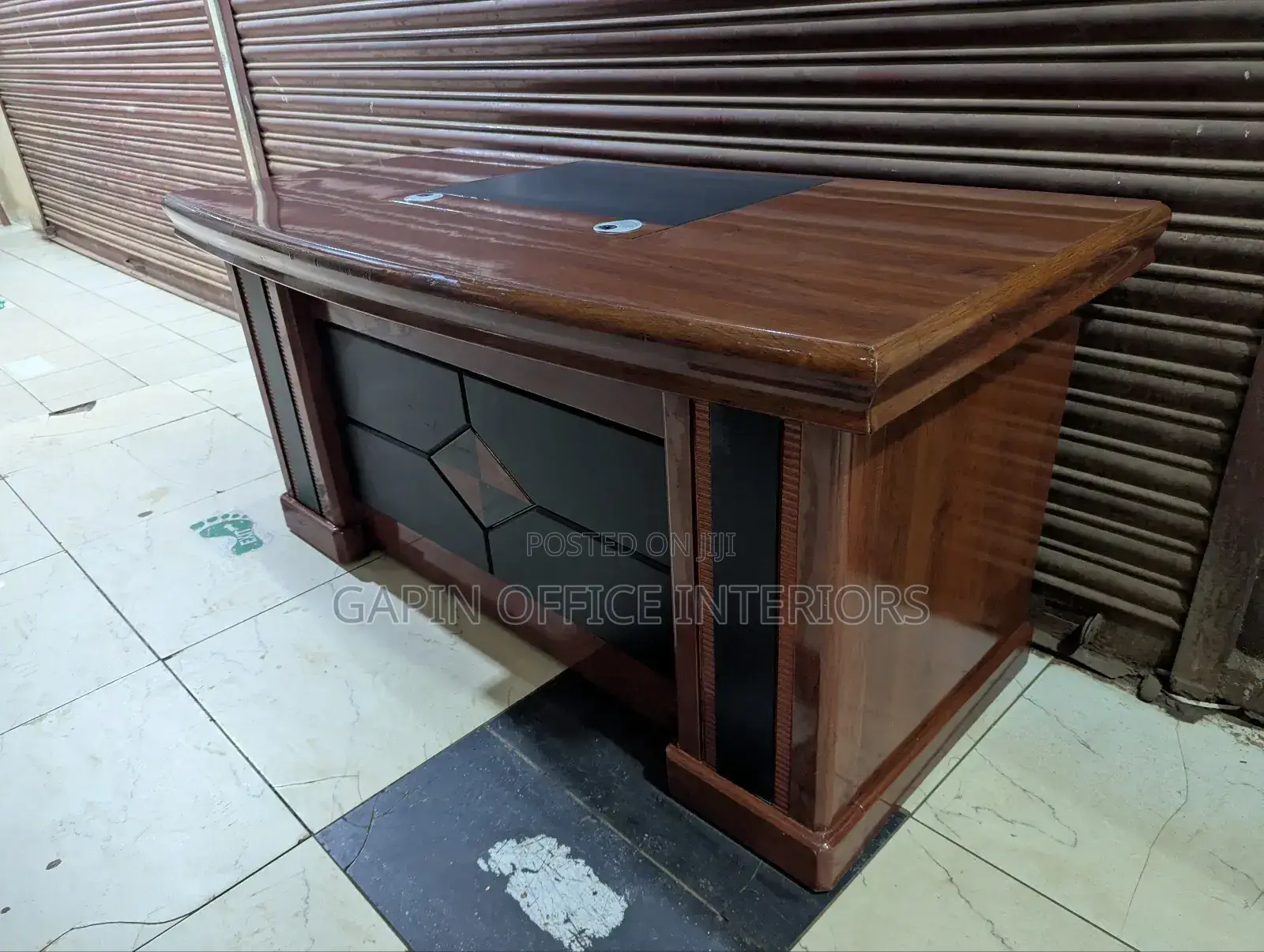 Second Hand Executive Desk, Full Set With an L Extension and Drawer