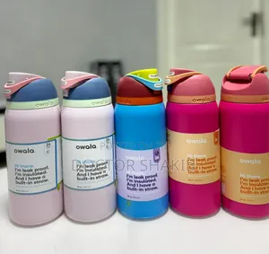 New Owala 32 Oz. Freesip Vacuum Insulated Stainless Steel Water Bottle