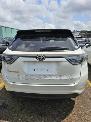 Toyota Harrier 2.0 2015 Pearl