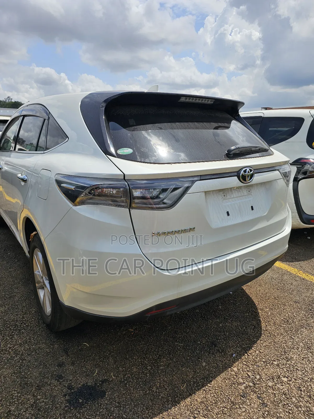 Toyota Harrier 2.0 2015 Pearl