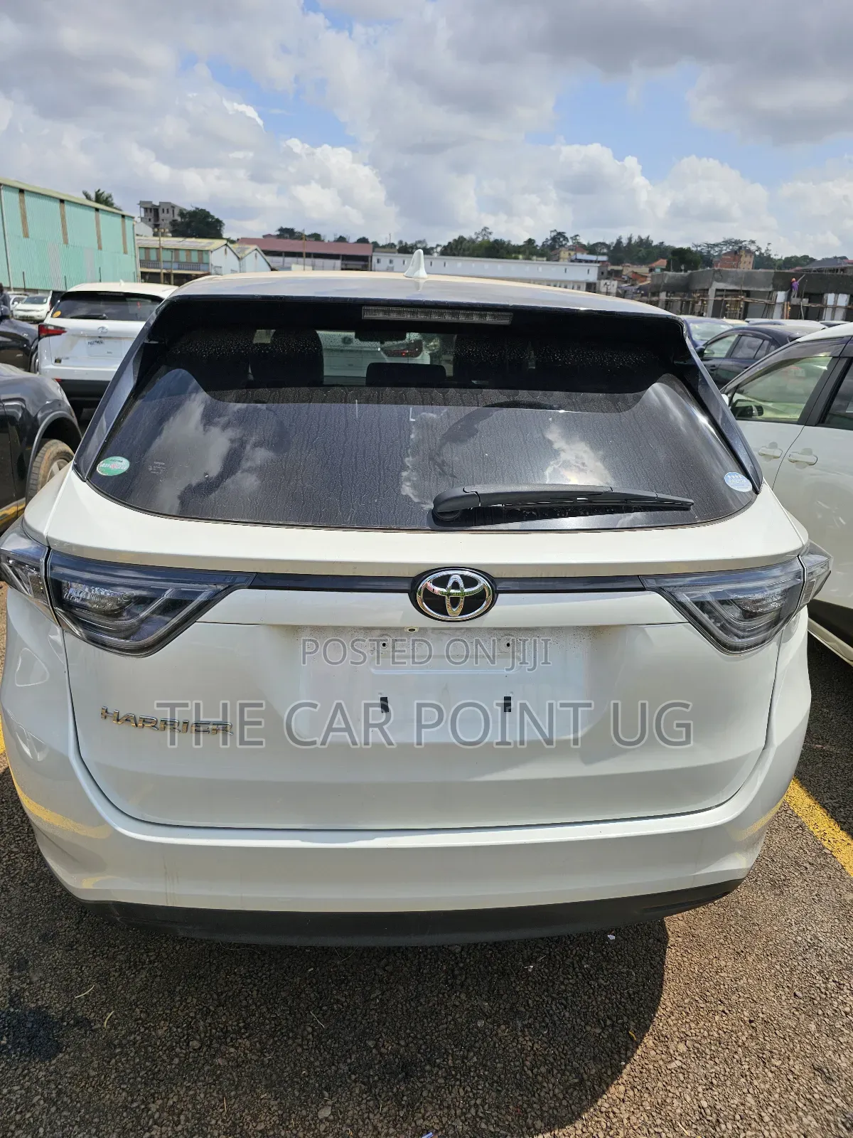 Toyota Harrier 2.0 2015 Pearl