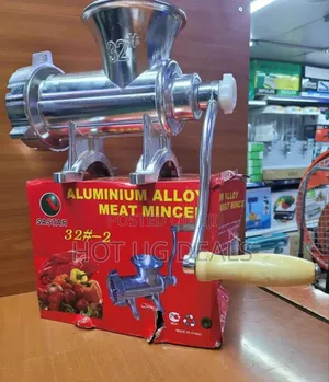 Hand Operated Meat Mincer Grinder No.32 - Silver