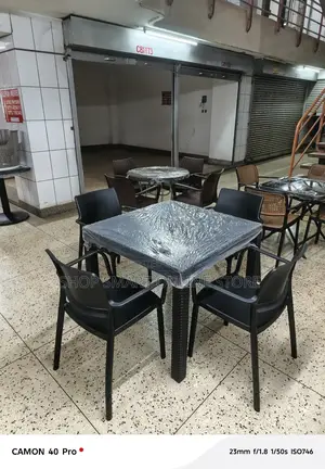 Plastic Table and Chairs Plastic Table and Chairs for Bars, Gardens