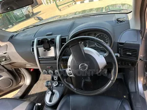 Nissan X-Trail 2010 Gray