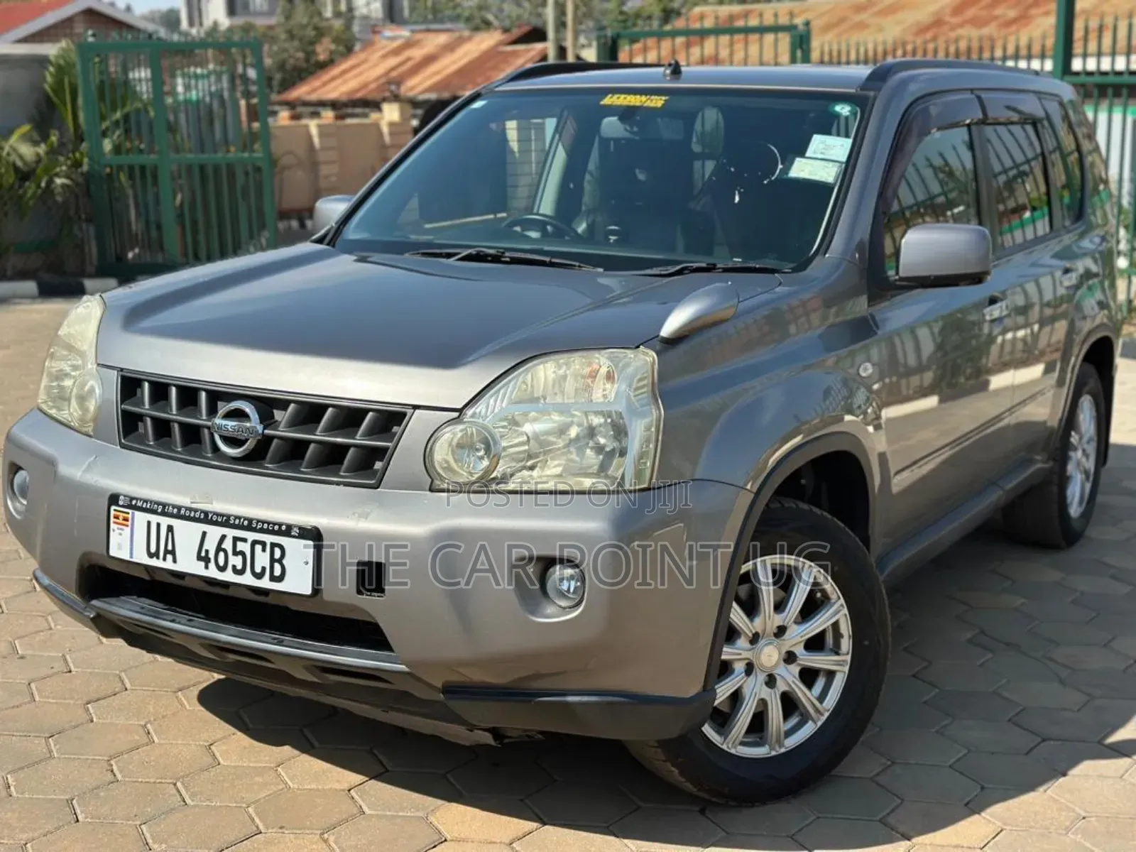 Nissan X-Trail 2010 Gray