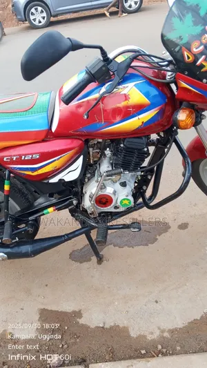 Bajaj Boxer 125 2023 Red