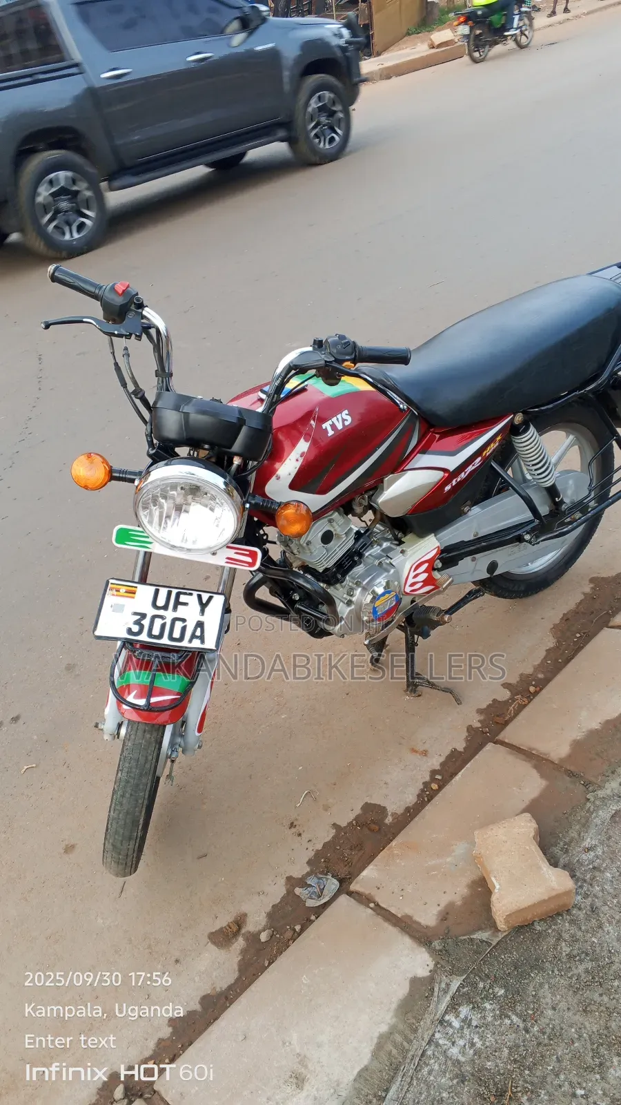 TVS HLX 125 2023 Red