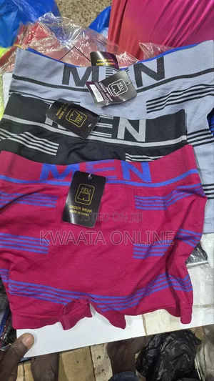 Seamless Mid-Waist Multi-Color Stripes Men's Underwear Boxer Briefs