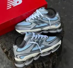Classic New Balance Abzorb 2000 Sneakers in Stock