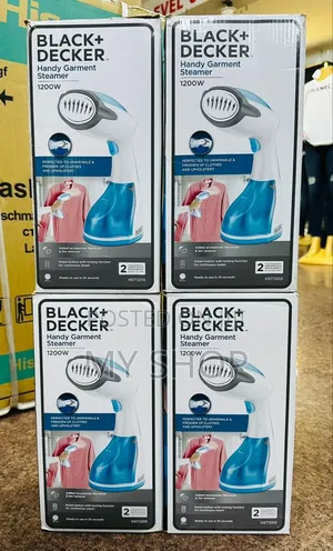 Mini Garment Steamer Black+Decker