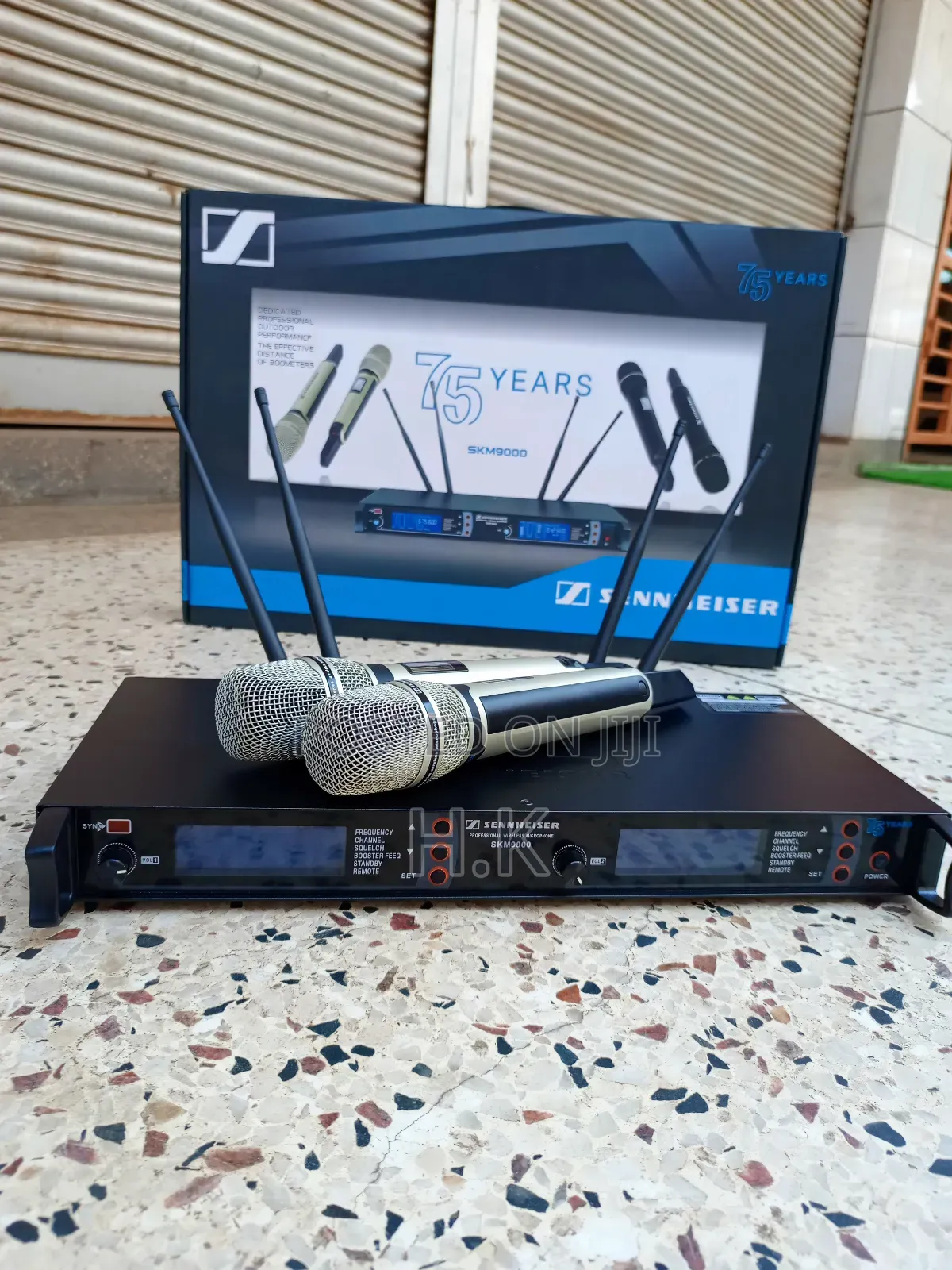 Sennheiser SKM 9000 Wireless Microphone System
