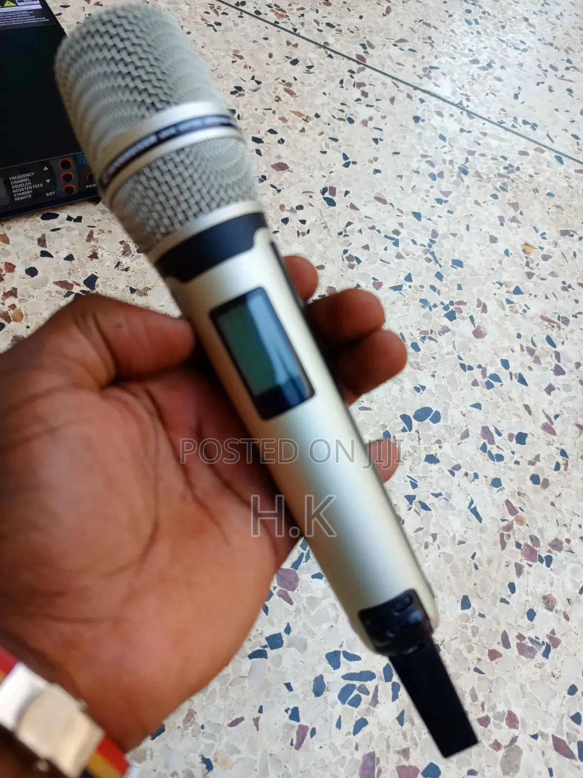 Sennheiser SKM 9000 Wireless Microphone System