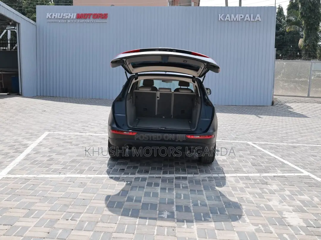 Audi Q5 2012 Black