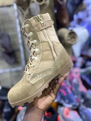 Friends Usa Desert Boots