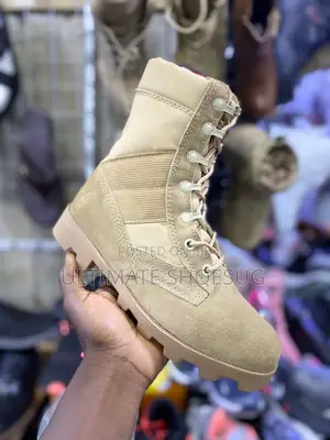 Friends Usa Desert Boots