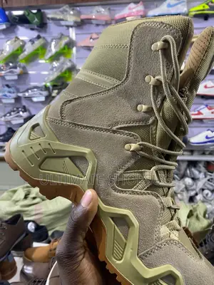 Lowa Desert Jungle Boots