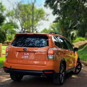 Subaru Forester 2016 Orange