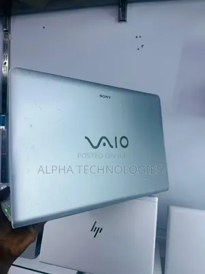Laptop Sony VAIO VPC-EB42EG 4GB Intel Core I3 HDD 500GB